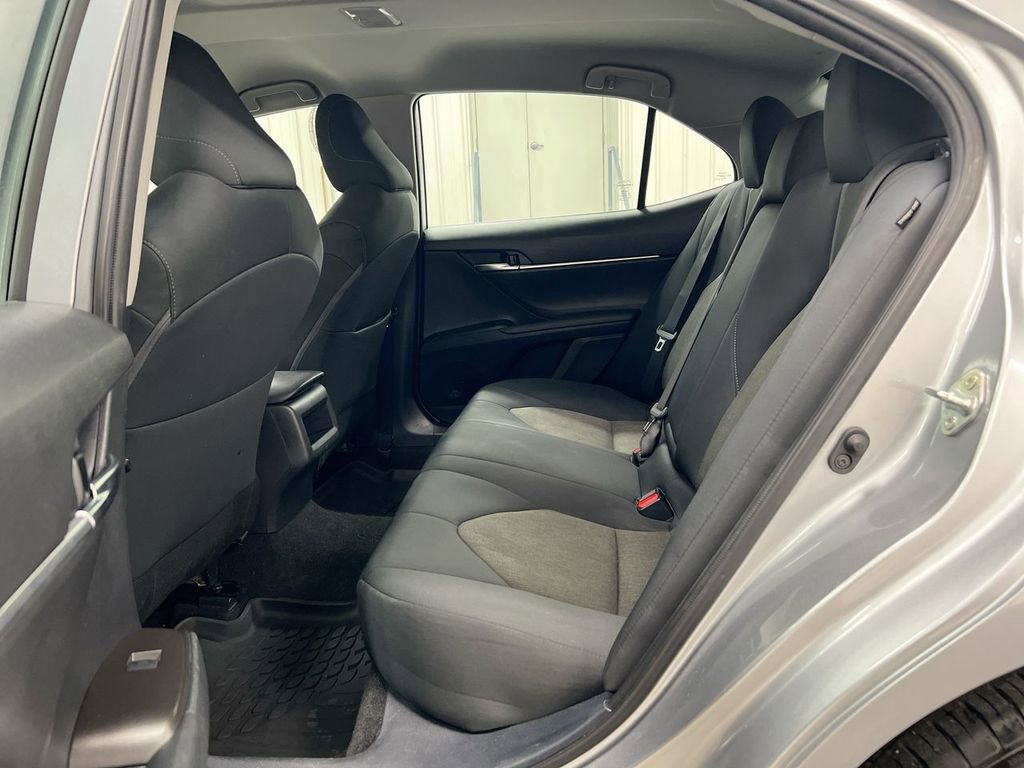 Used 2022 Toyota Camry LE FWD image 22