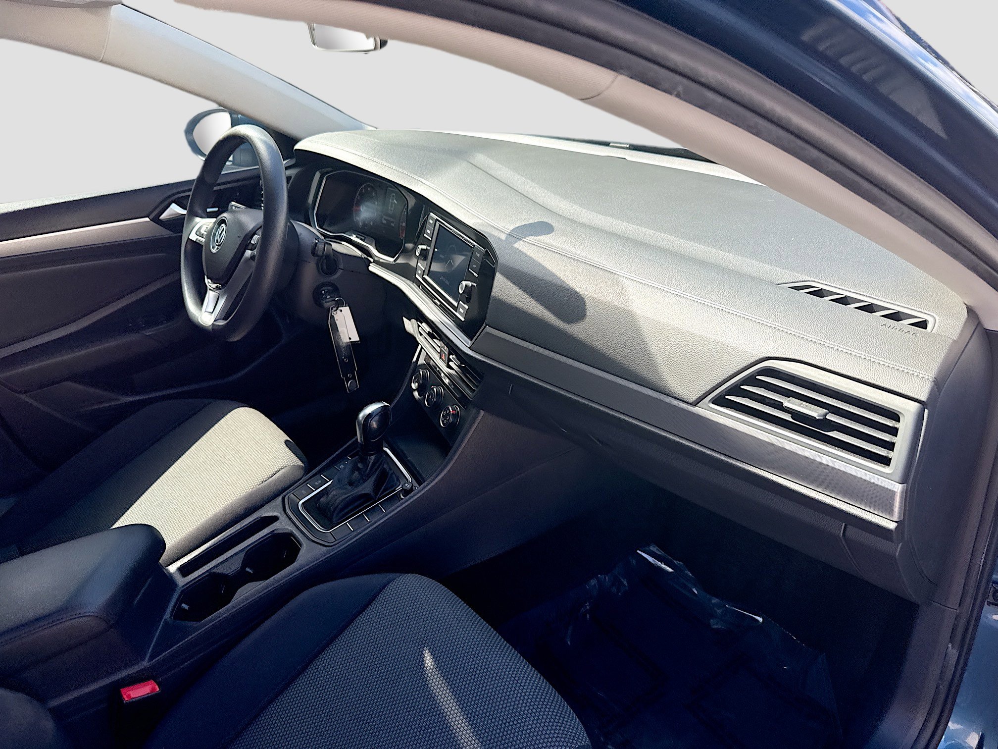 Used 2019 Volkswagen Jetta S w/ Driver Assistance Package image 31