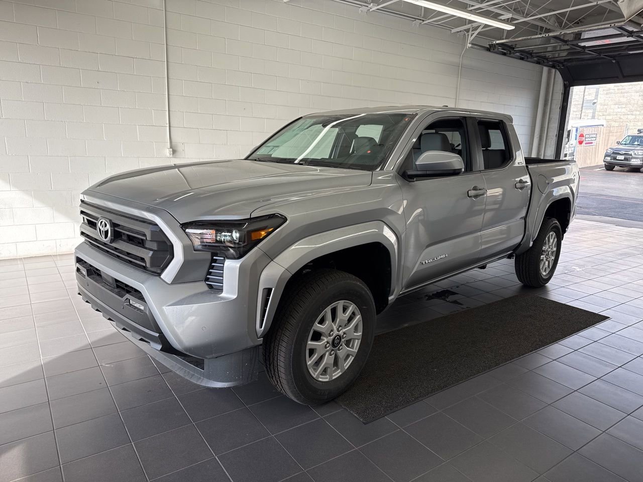 New 2026 Toyota Tacoma SR5 image 4