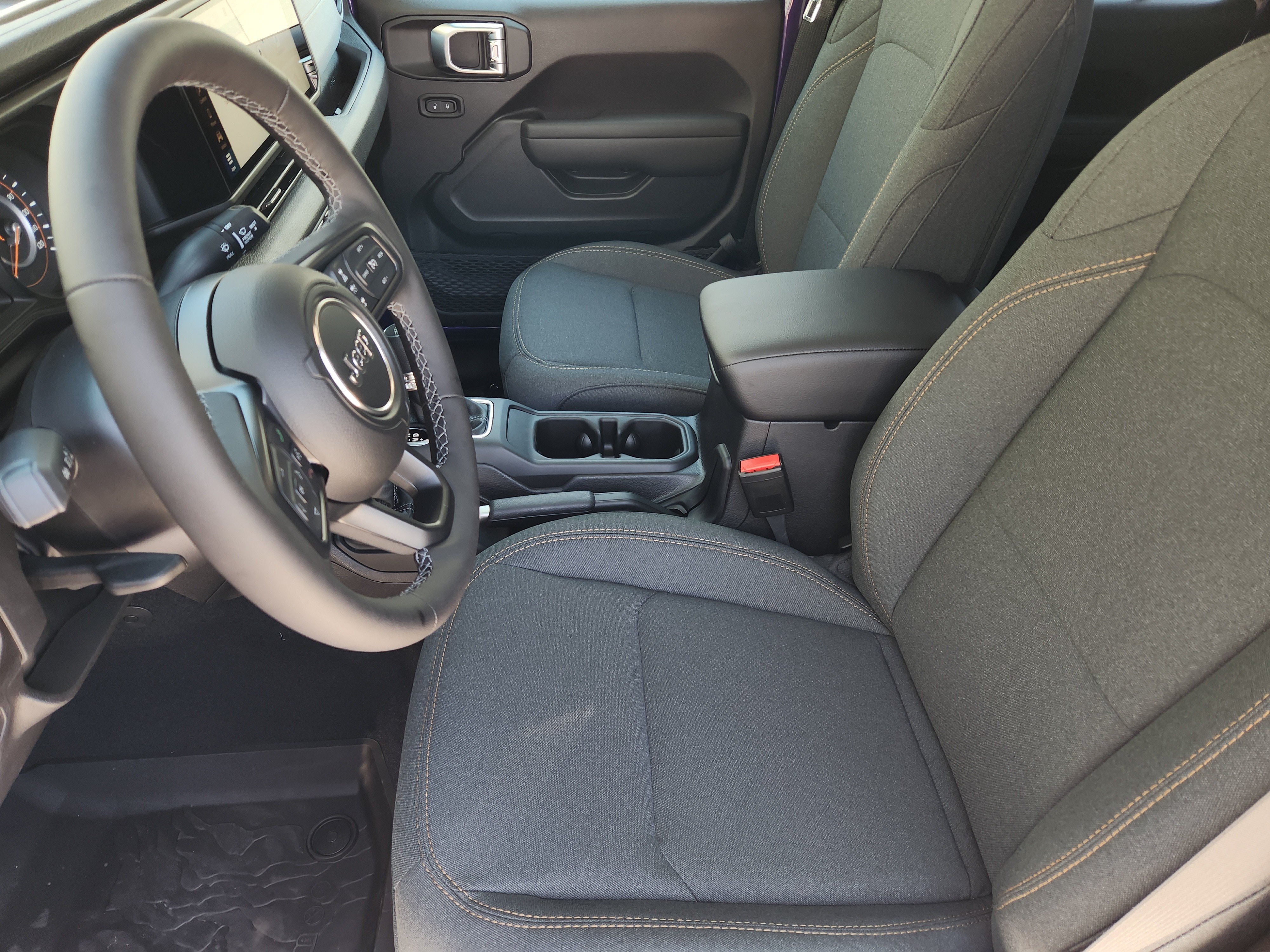 New 2026 Jeep Gladiator Sport AWD/4WD image 10