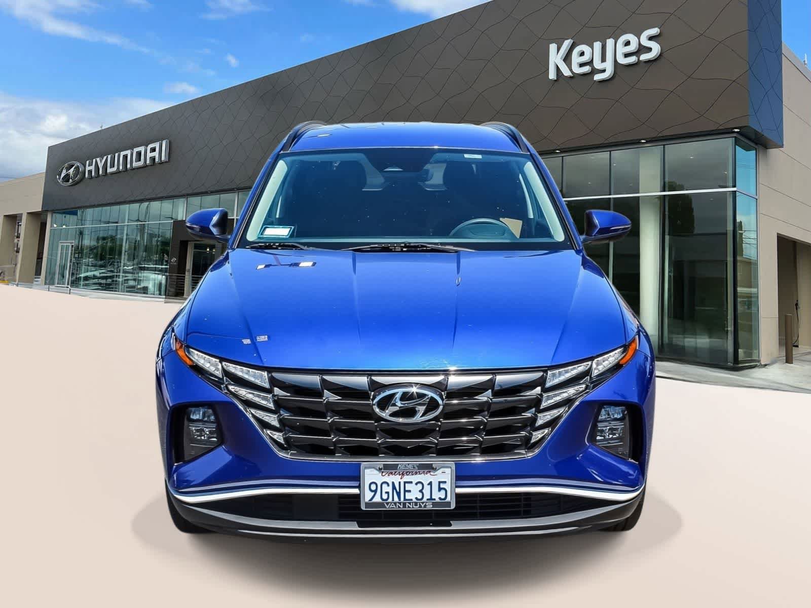 Used 2023 Hyundai Tucson SEL FWD image 2