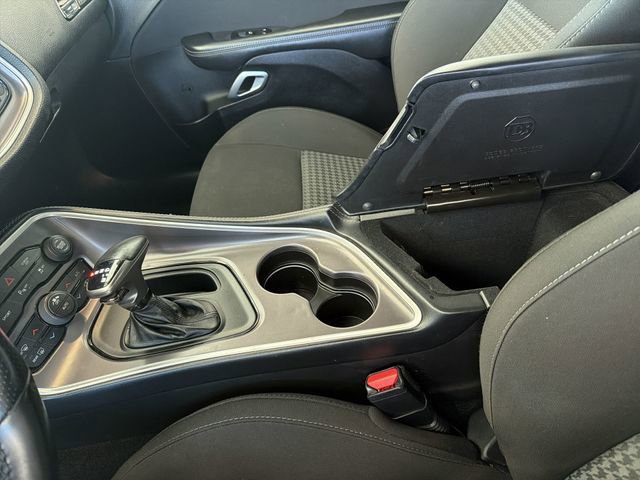 Used 2022 Dodge Challenger GT image 23