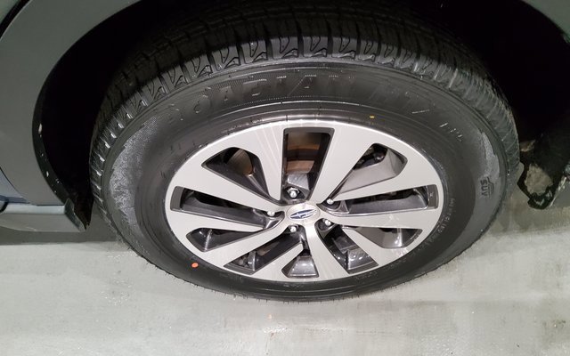 Used 2024 Subaru Outback Premium image 35