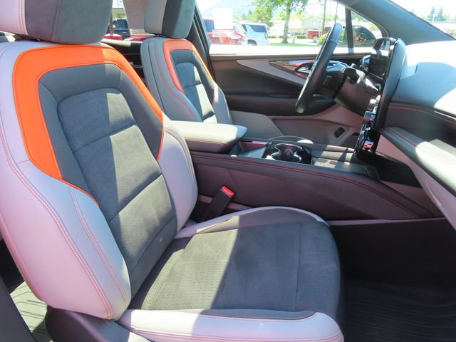 Used 2026 Chevrolet Blazer EV SS w/ LPO, Blackout Package AWD/4WD image 43