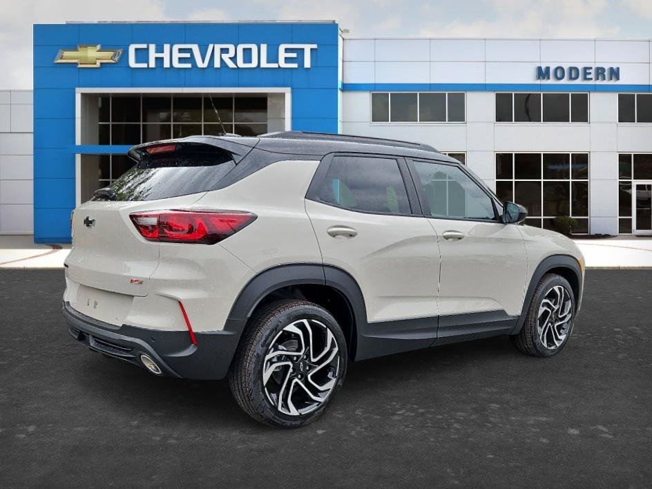 New 2026 Chevrolet TrailBlazer RS w/ Convenience Package FWD image 5
