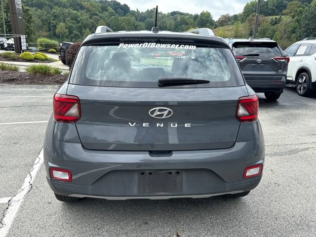 Used 2025 Hyundai Venue SEL FWD image 4