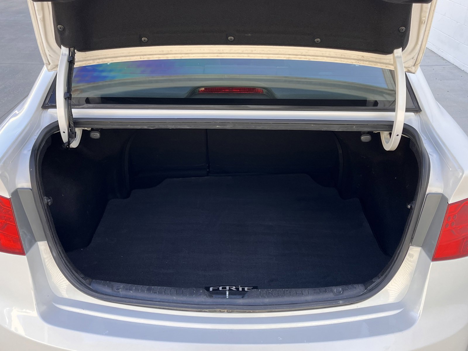 Used 2013 Kia Forte EX w/ Fuel Economy Pkg image 15