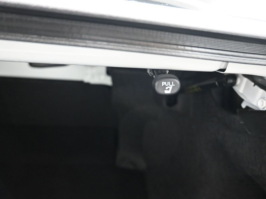 Used 2023 Toyota Camry SE image 43