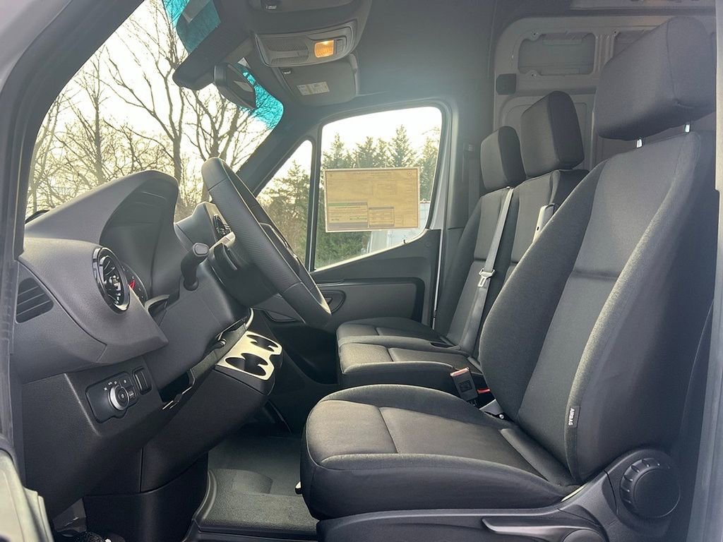 New 2025 Mercedes-Benz Sprinter 3500 image 14