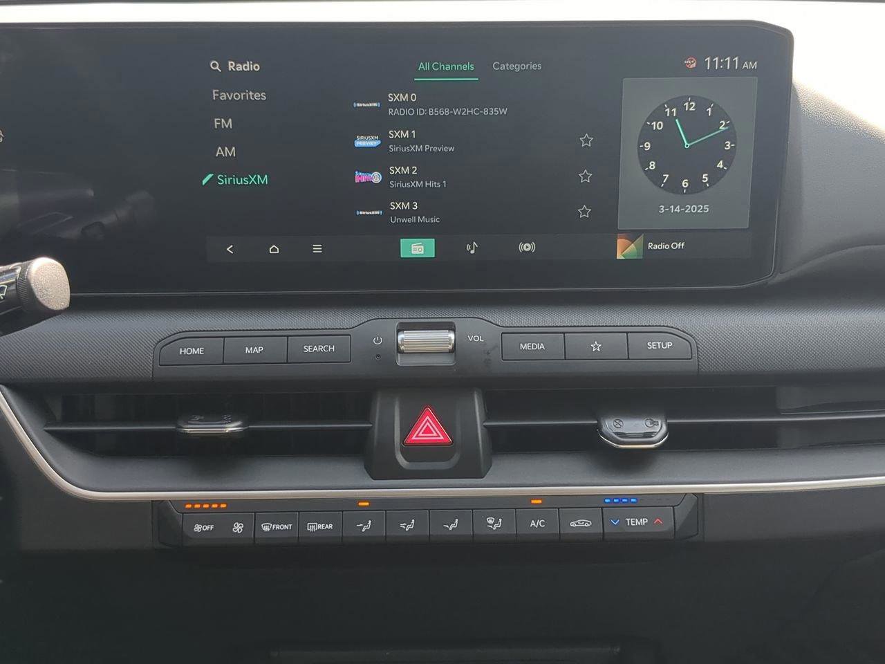 New 2025 Kia K4 LXS image 15