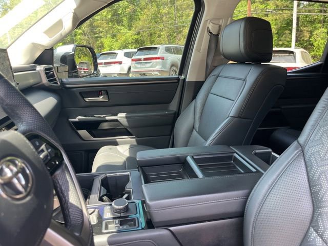 Used 2024 Toyota Tundra Limited AWD/4WD image 10
