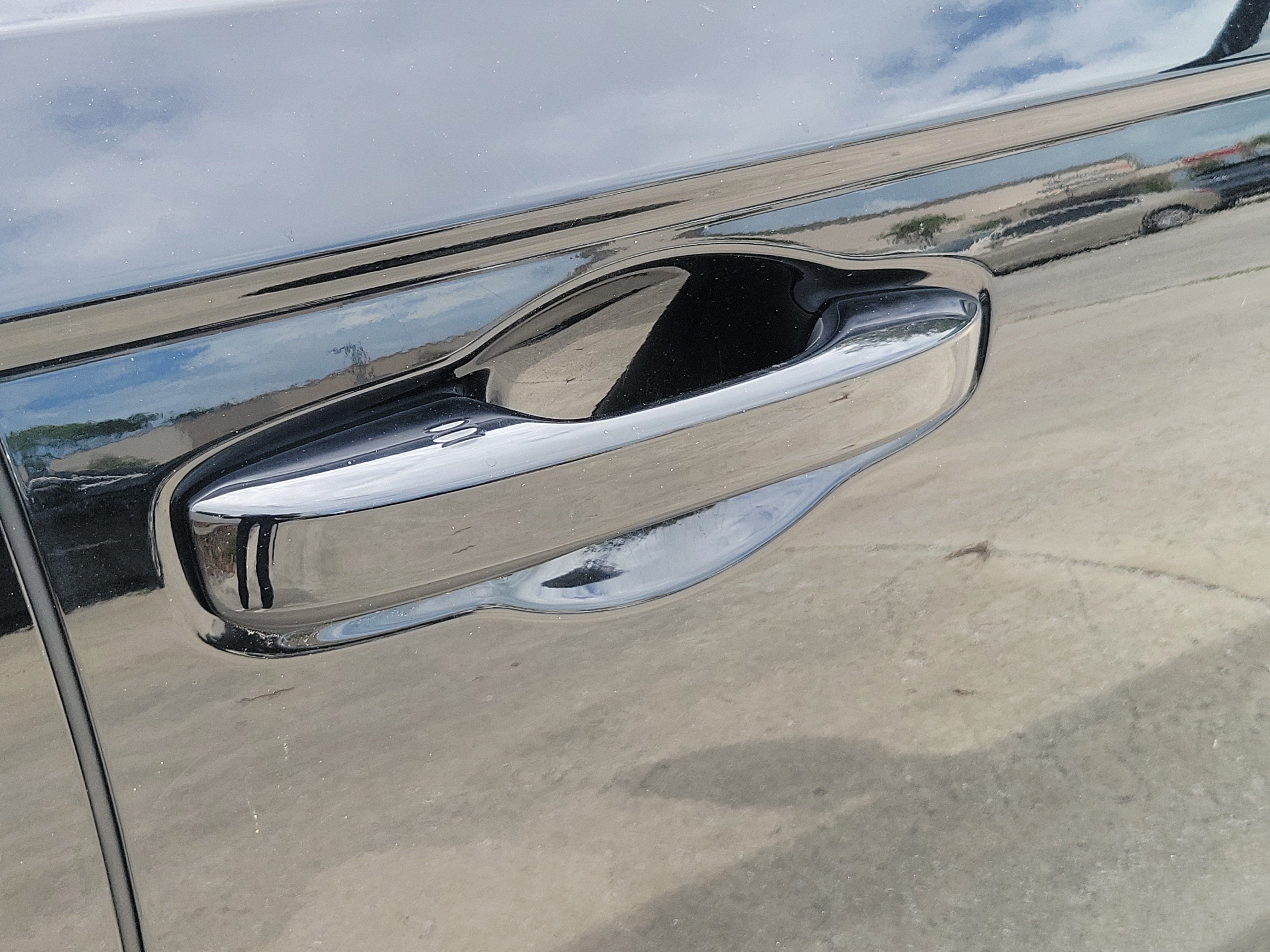 Used 2025 Honda Accord SE image 6