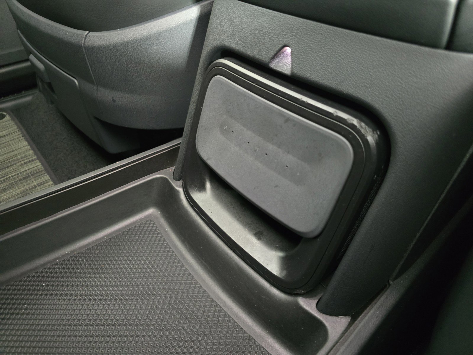 Used 2022 Rivian R1T Adventure image 31