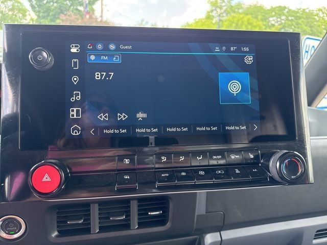 New 2025 Chevrolet Brightdrop 400 w/ Battery Pack, Max Range AWD/4WD image 12