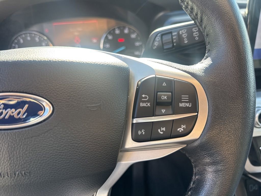 Certified 2022 Ford Explorer XLT image 25