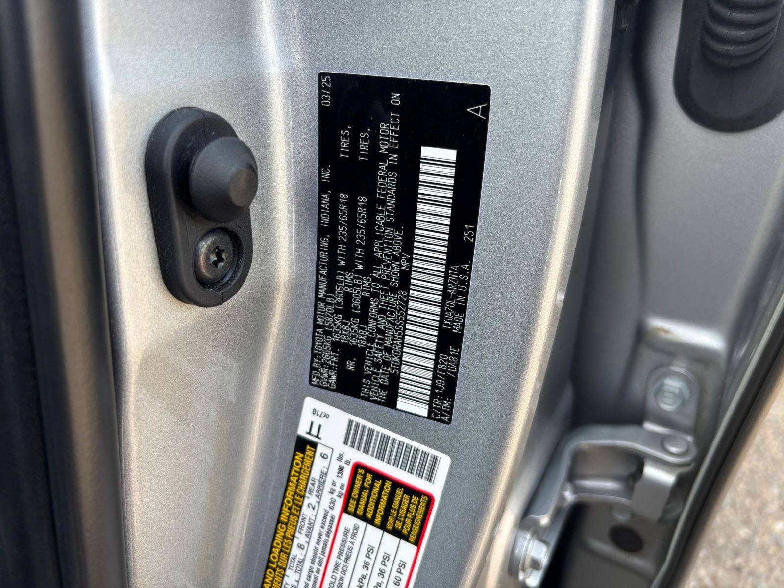 Used 2025 Toyota Highlander LE image 31