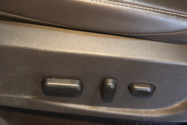 Used 2016 Ford C-MAX SEL w/ Equipment Group 302A image 18