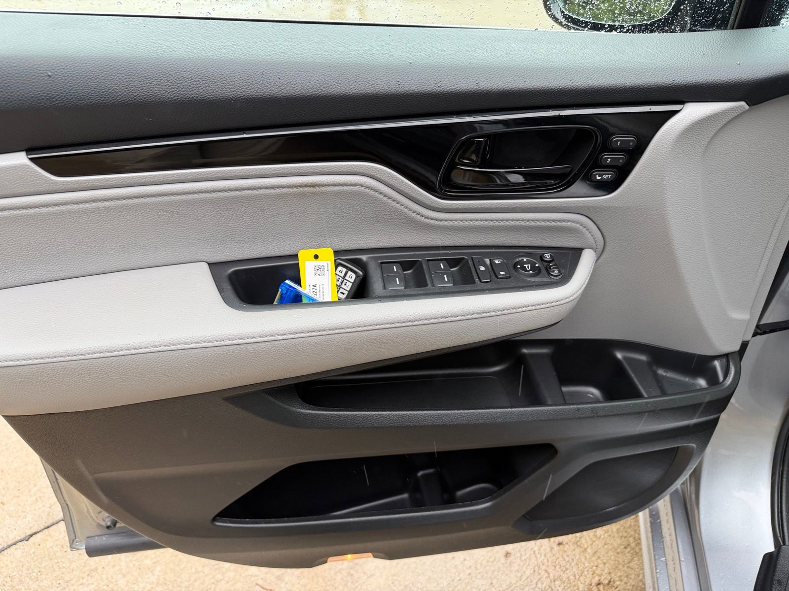 Used 2023 Honda Odyssey Elite image 9