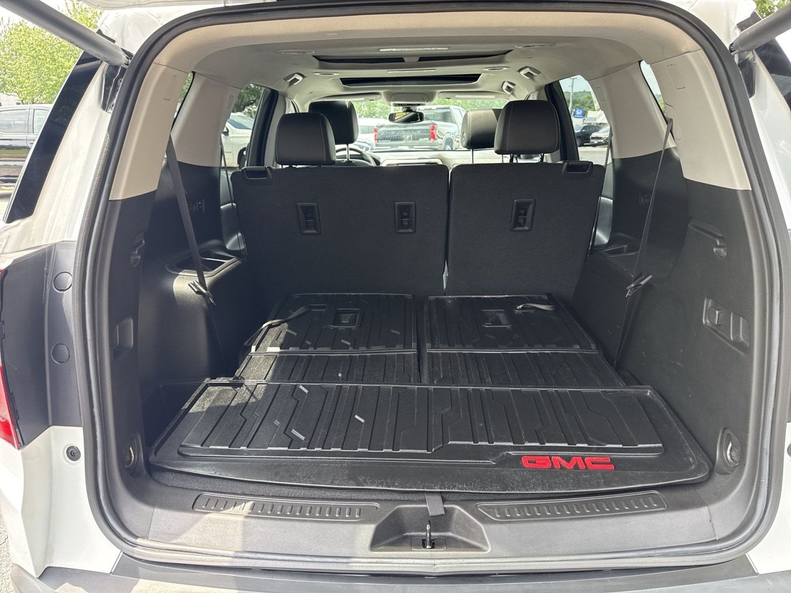 Used 2023 GMC Acadia SLT w/ Elevation Edition AWD/4WD image 25