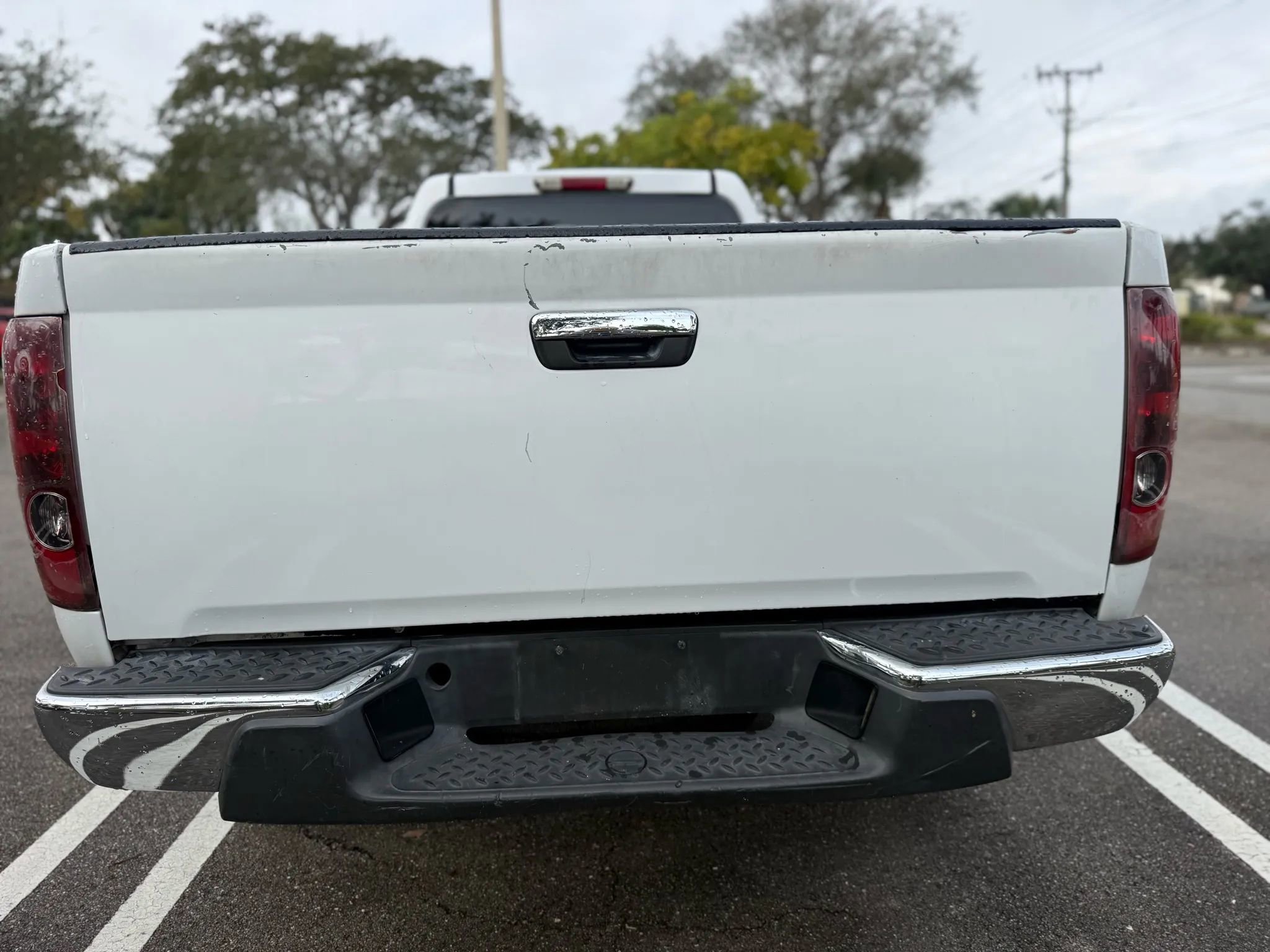 Used 2011 Chevrolet Colorado W/T w/ Mid Box Prep Package image 5