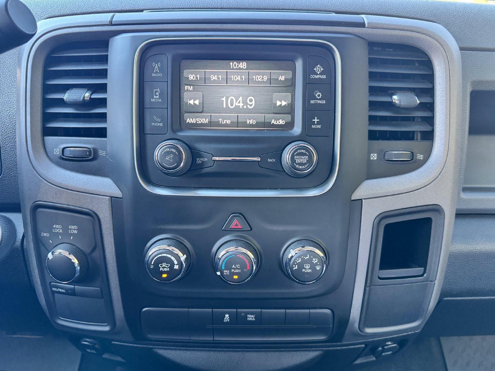 Used 2015 RAM 1500 Express AWD/4WD image 21