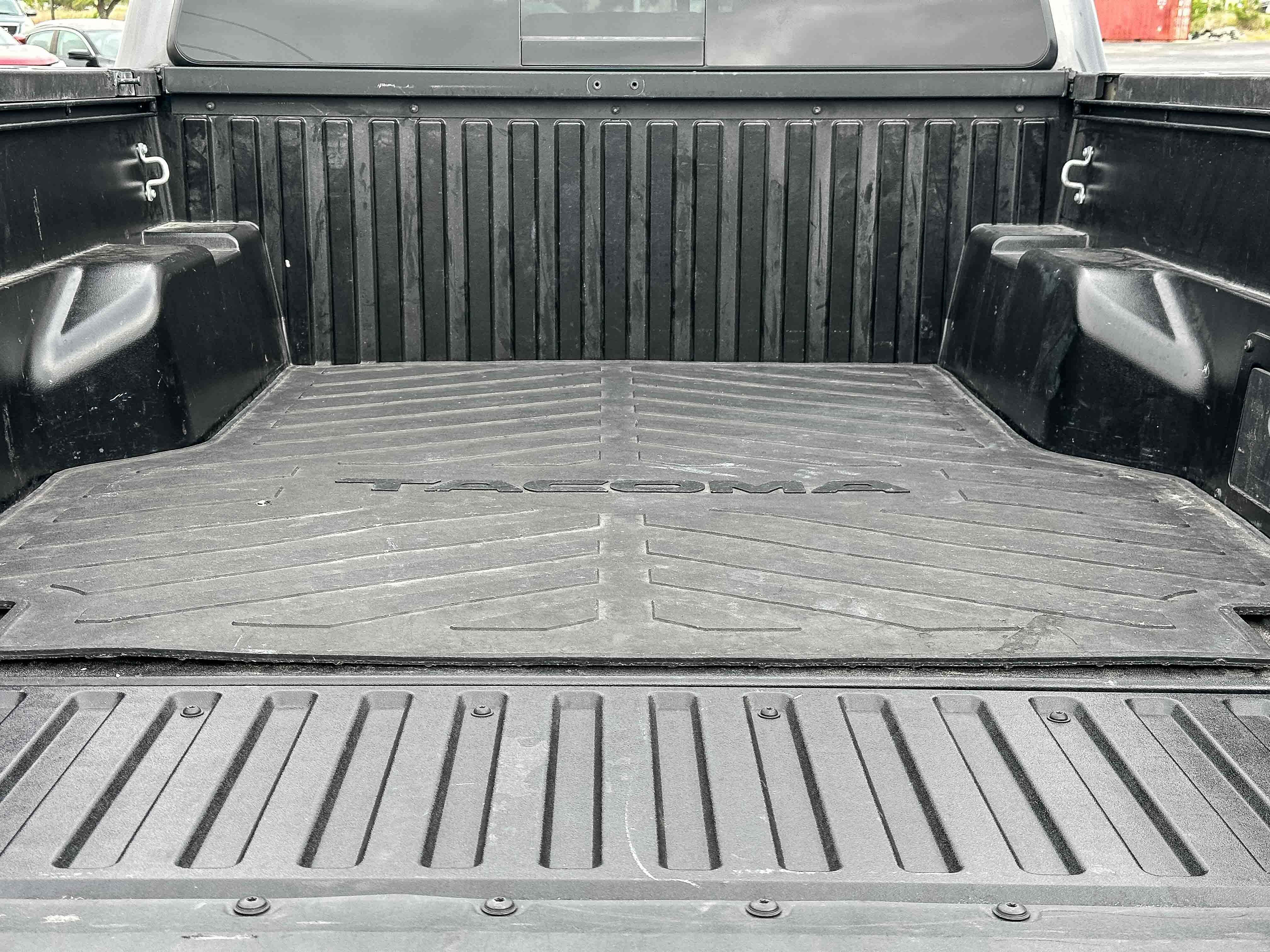 Used 2021 Toyota Tacoma Limited RWD image 22