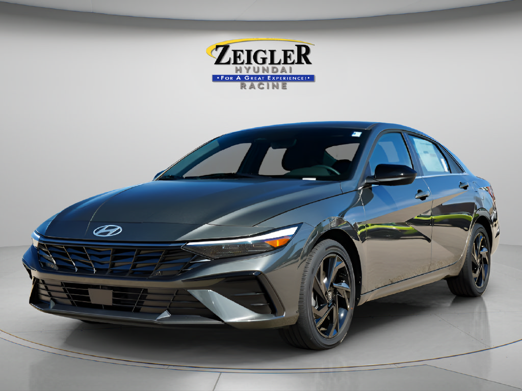New 2026 Hyundai Elantra SEL Sport FWD image 3