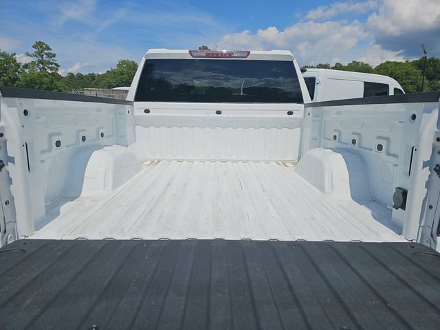 Used 2023 Chevrolet Silverado 1500 LT AWD/4WD image 14
