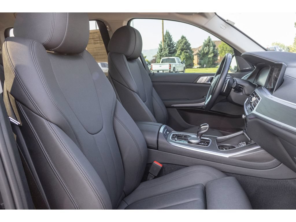 Used 2020 BMW X7 xDrive40i w/ Premium Package AWD/4WD image 12