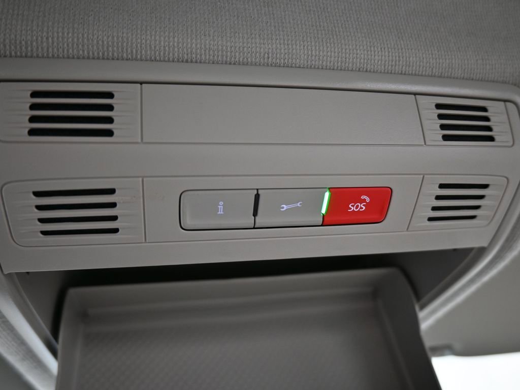 Used 2022 Volkswagen Tiguan S w/ IQ.Drive Package image 26