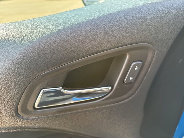 Used 2022 Chevrolet Colorado LT AWD/4WD image 14