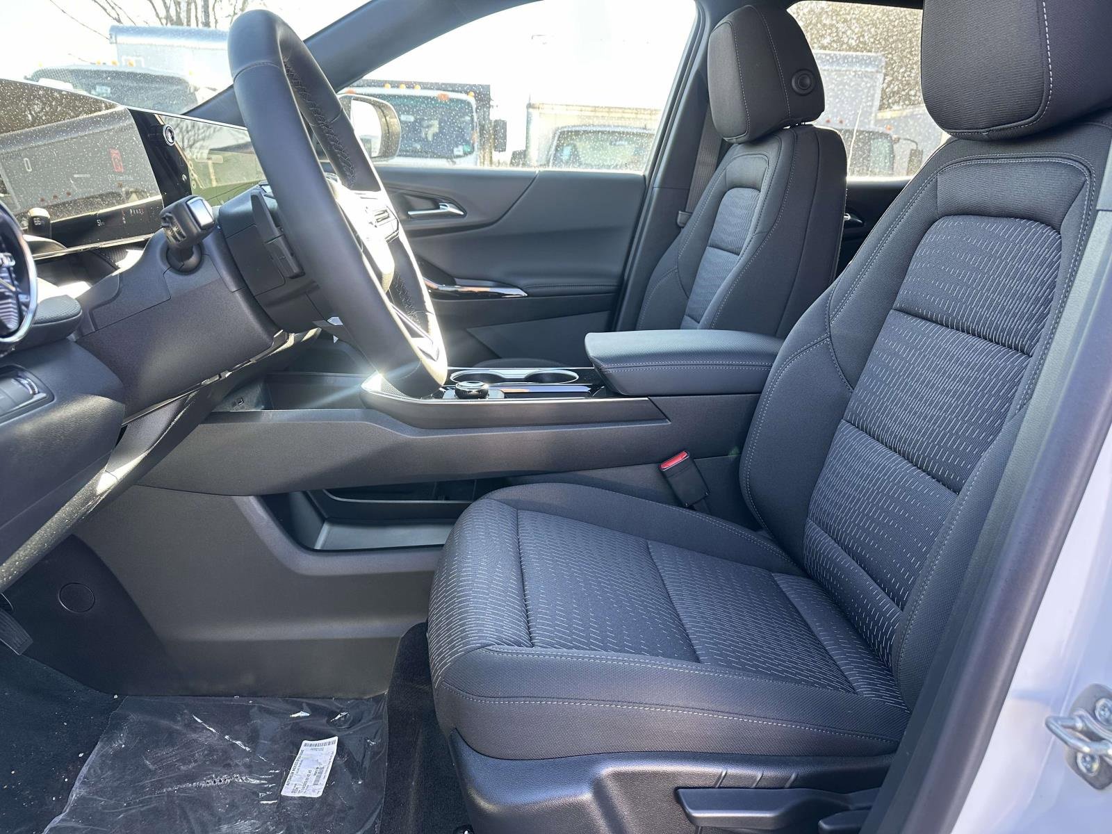 New 2026 Chevrolet Equinox LT image 21