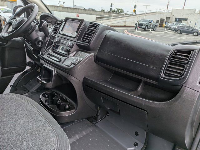 Used 2025 RAM ProMaster 2500 w/ Convenience Group FWD image 6