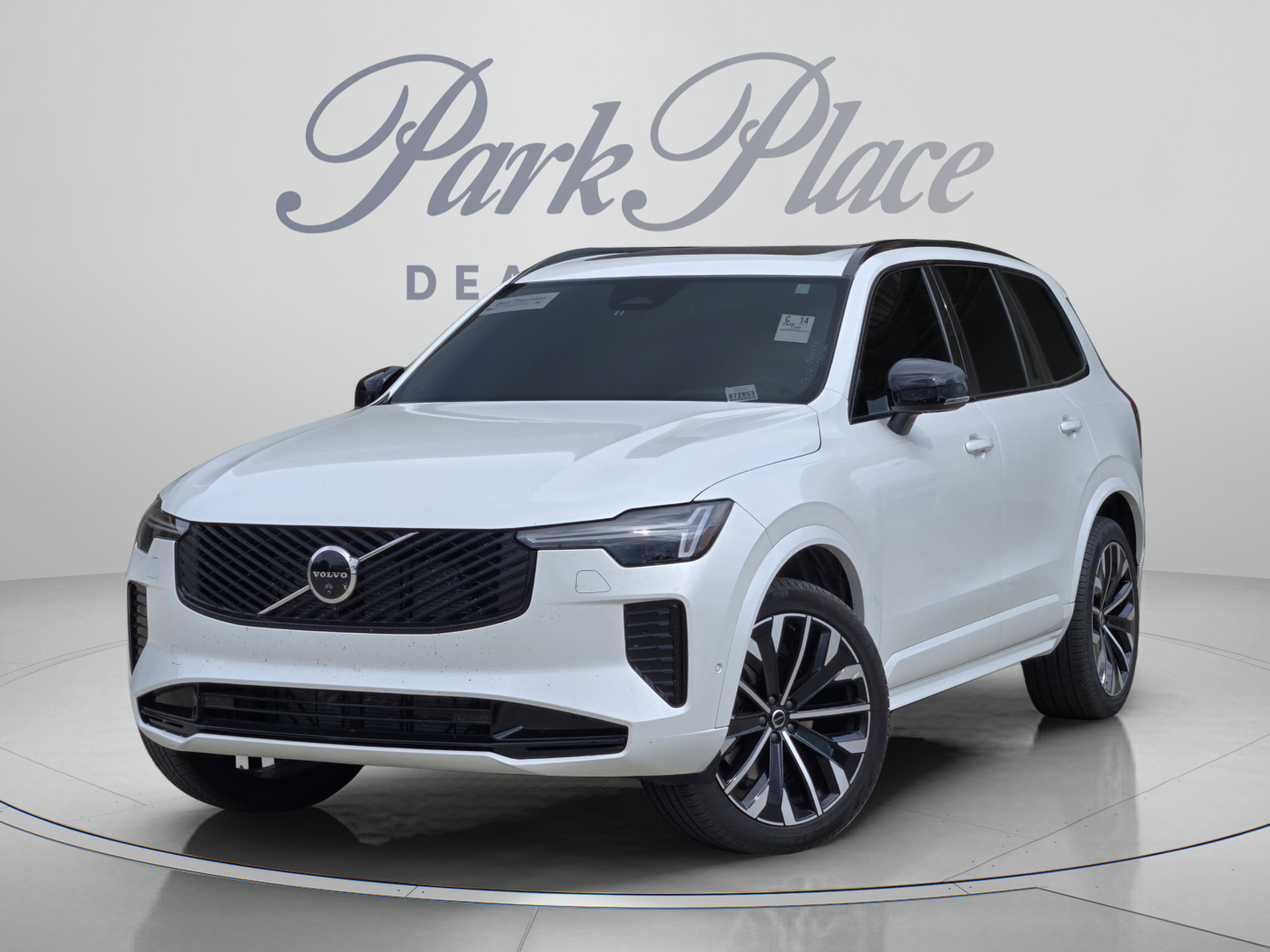 Used 2026 Volvo XC90 B6 Ultra w/ Protection Package Premier AWD/4WD image 2