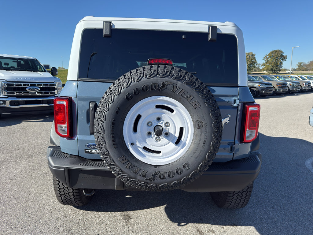 New 2025 Ford Bronco Heritage Edition image 6