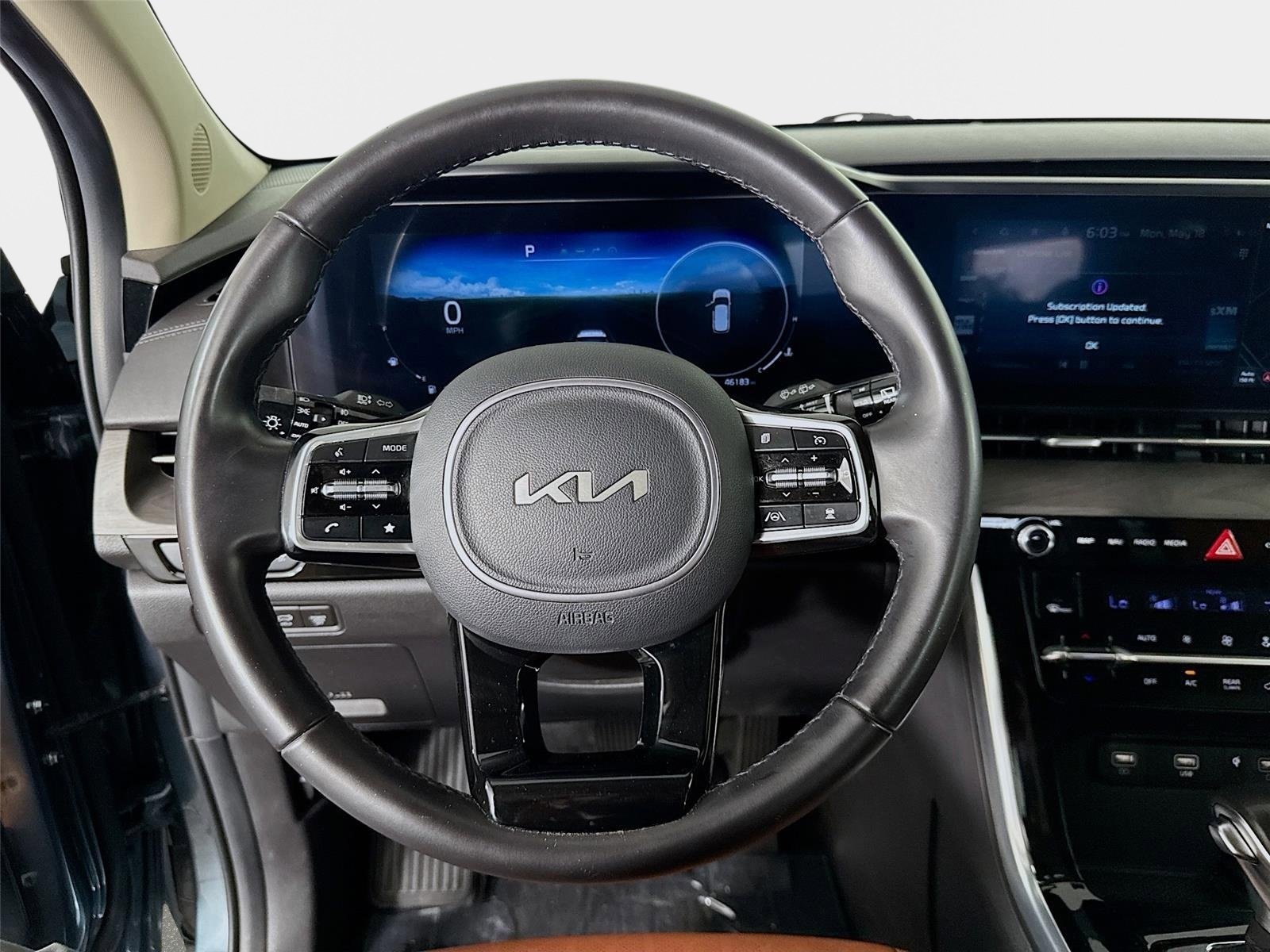 Used 2023 Kia Carnival SX FWD image 12