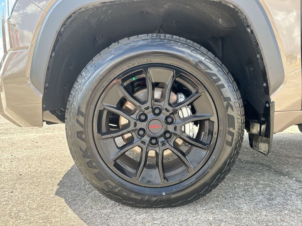 New 2026 Toyota Tundra Limited image 12