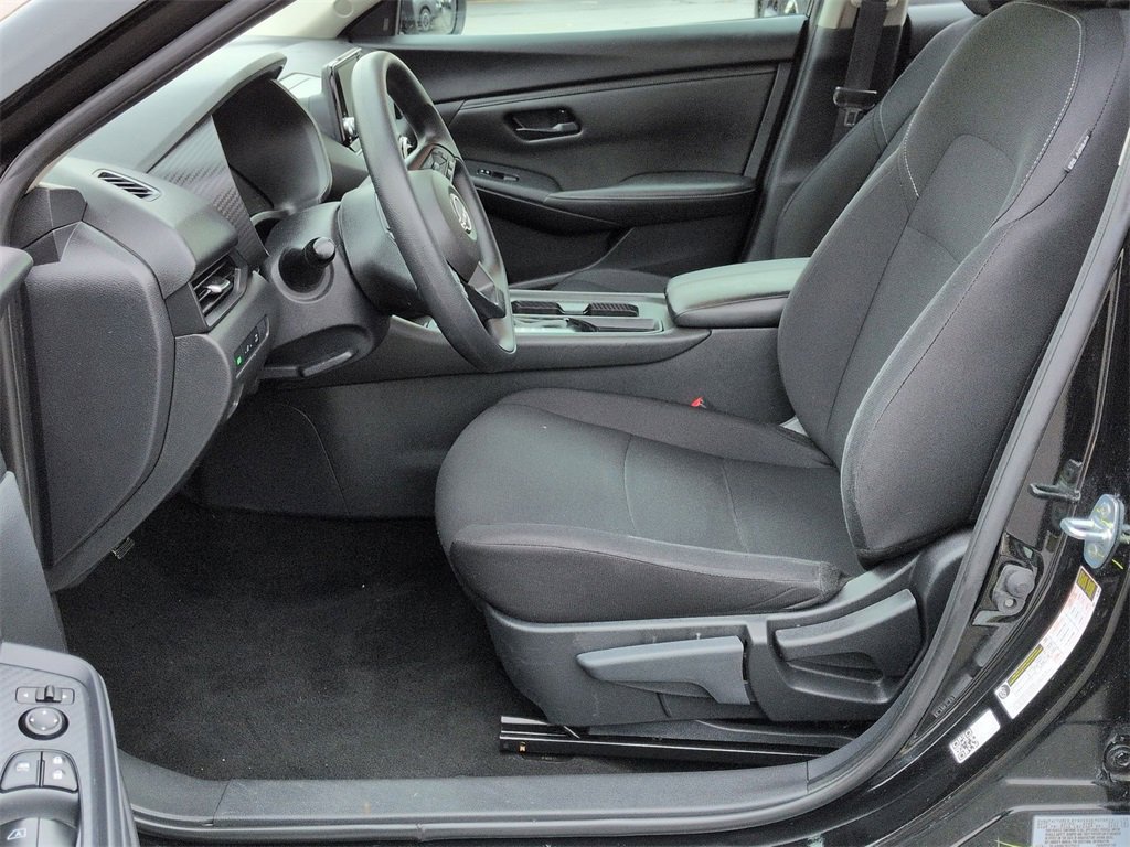 Used 2024 Nissan Sentra S image 14