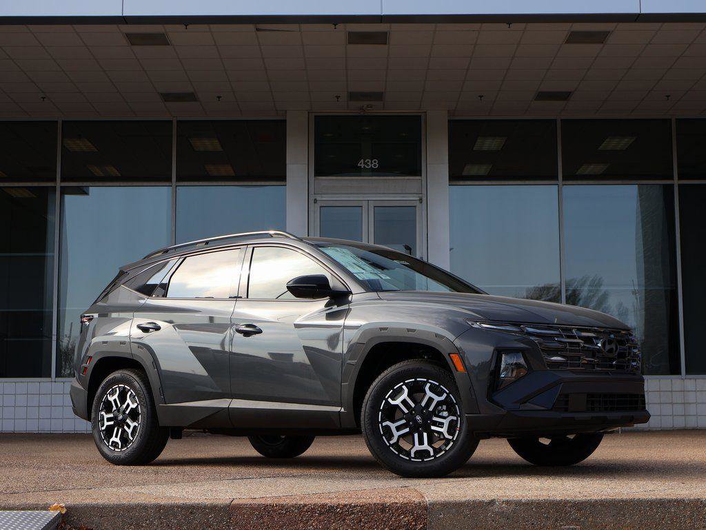 New 2026 Hyundai Tucson XRT image 2