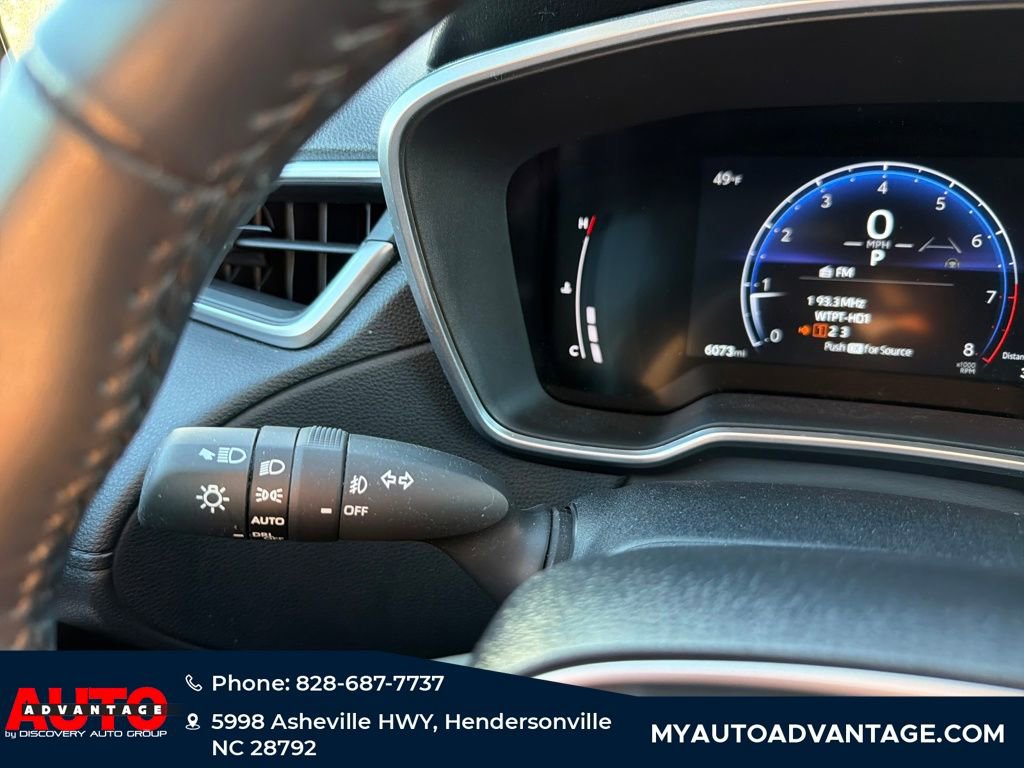 Used 2023 Toyota Corolla Cross XLE w/ Convenience Package image 24