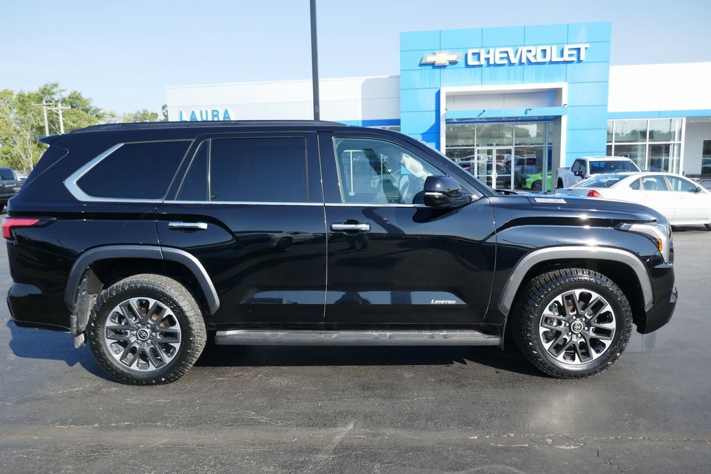 Used 2023 Toyota Sequoia Limited image 4