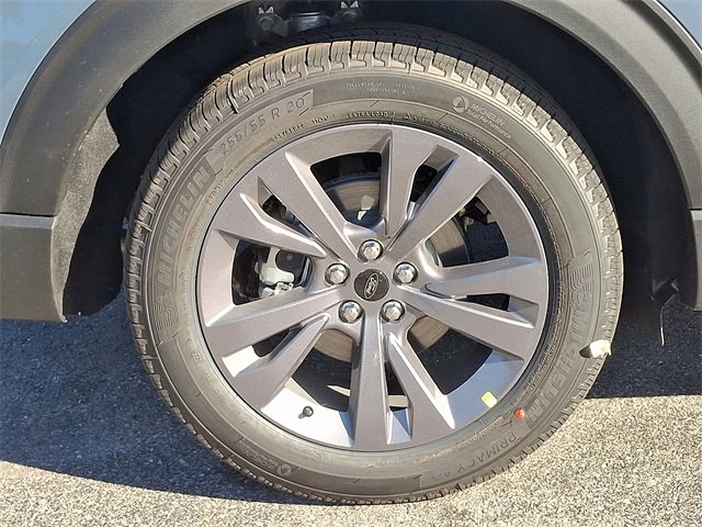 New 2026 Ford Explorer Active image 5