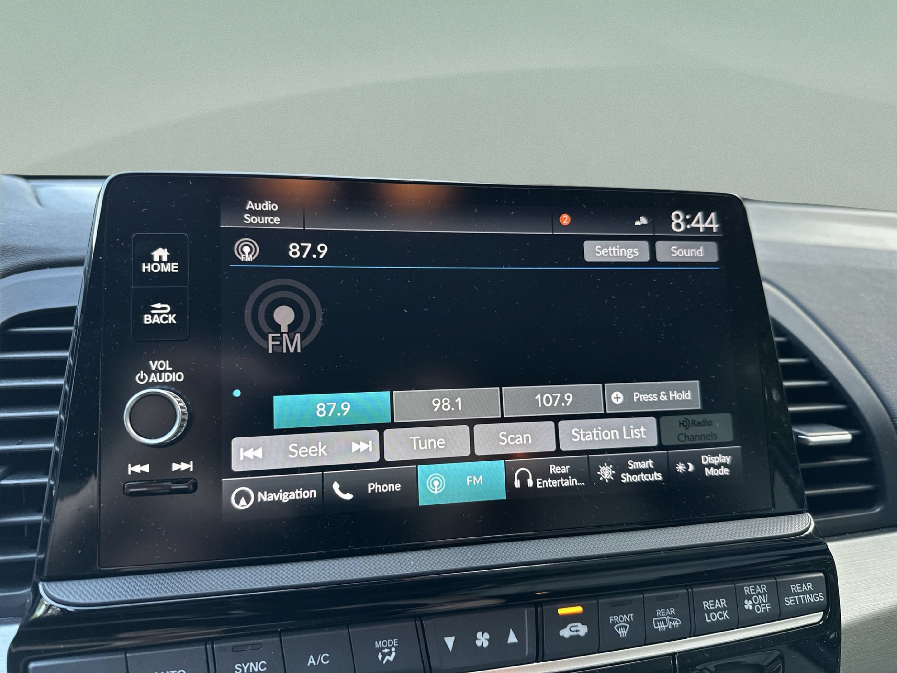 Used 2025 Honda Odyssey Touring image 12