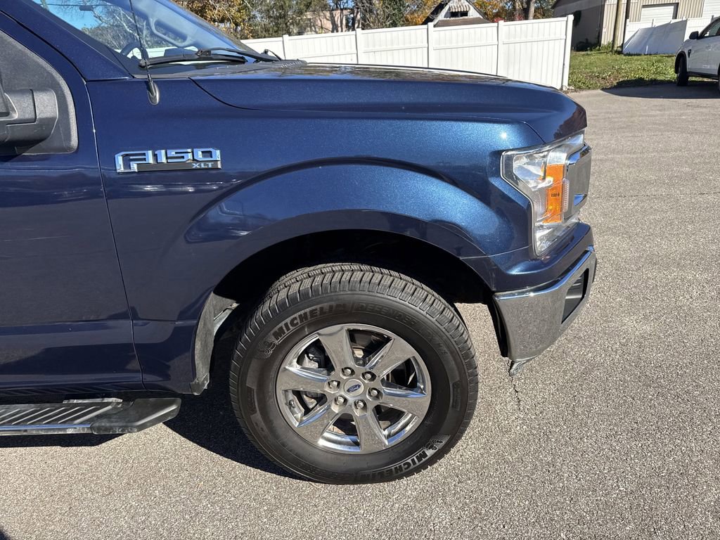 Used 2019 Ford F150 XLT w/ Equipment Group 302A Luxury image 2