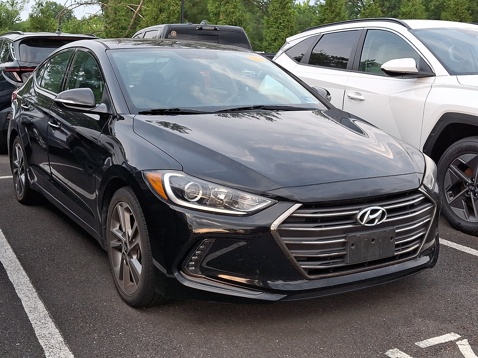 Used 2018 Hyundai Elantra Limited FWD image 5