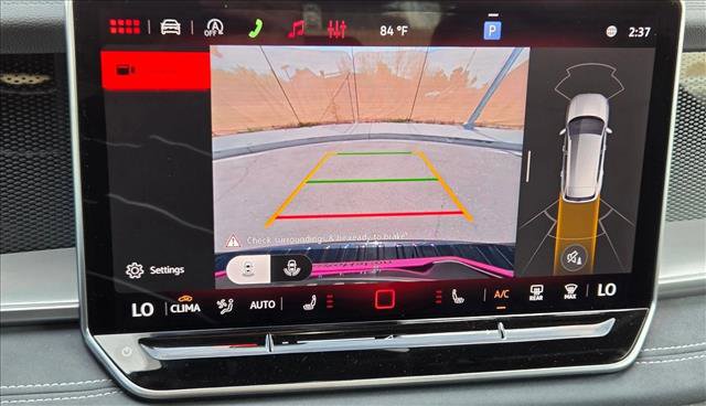 New 2026 Volkswagen Tiguan SE R-Line image 12