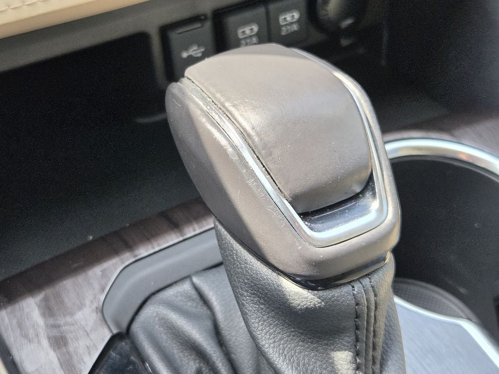 Used 2021 Toyota Highlander Platinum AWD/4WD image 21