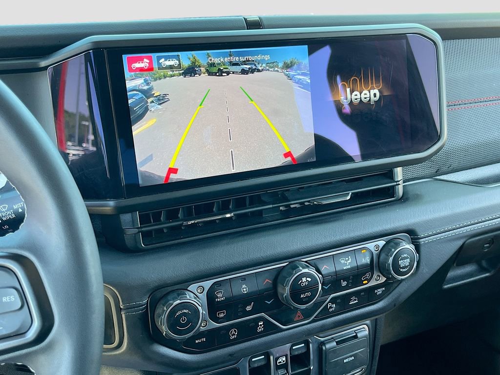 Certified 2025 Jeep Wrangler Unlimited Rubicon image 14