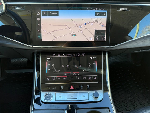 Used 2023 Audi Q8 Prestige w/ Prestige Package image 26