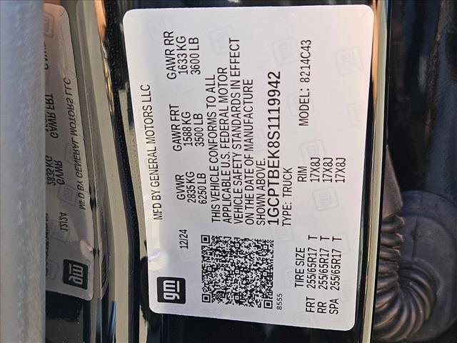 Used 2025 Chevrolet Colorado W/T w/ Advanced Trailering Package image 28